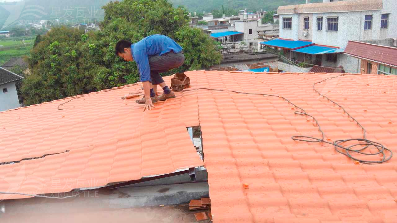 沈陽屋頂鋪設安裝合成樹脂瓦時，牢牢記住這3點，就不怕屋頂出問題！