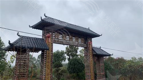 彩色仿古一體瓦墻頭瓦 古建圍墻瓦中式門頭琉璃瓦 沈陽(yáng)asa合成樹(shù)脂瓦廠家生產(chǎn)銷售